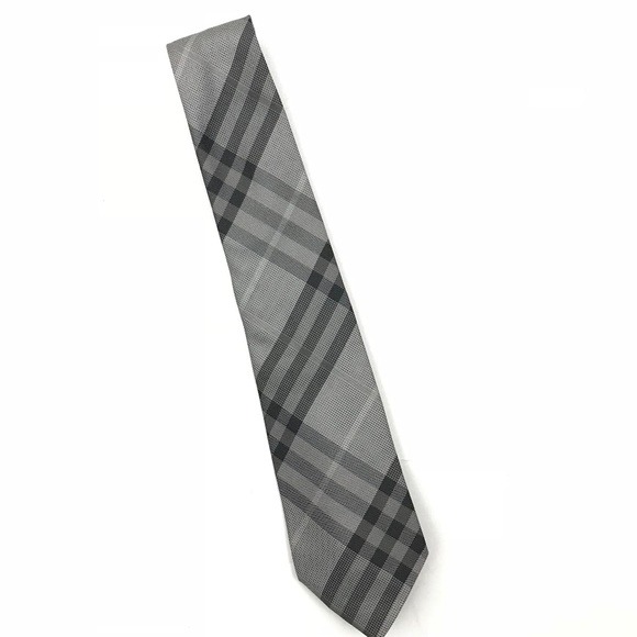 burberry tie black
